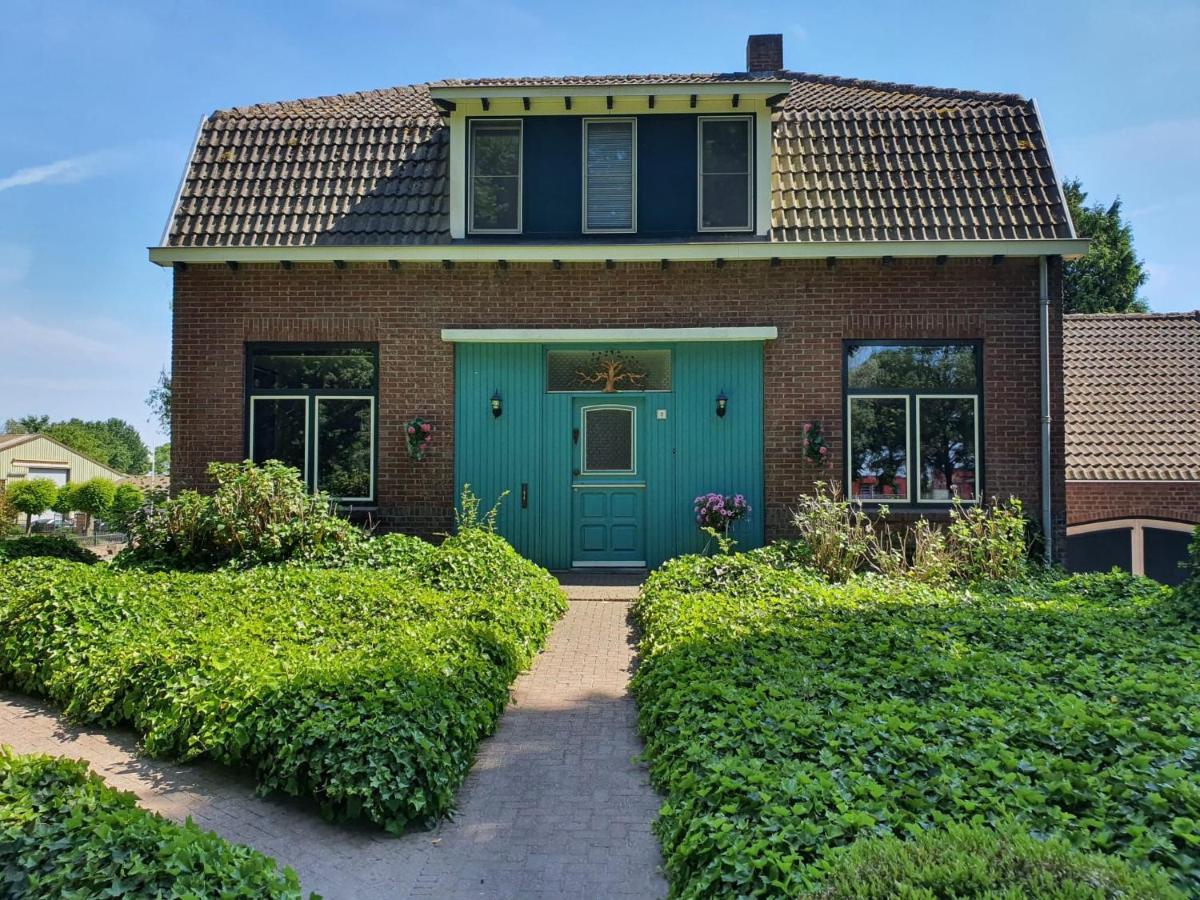 De Vliegende Vlinder Bed & Breakfast Nederweert Екстериор снимка